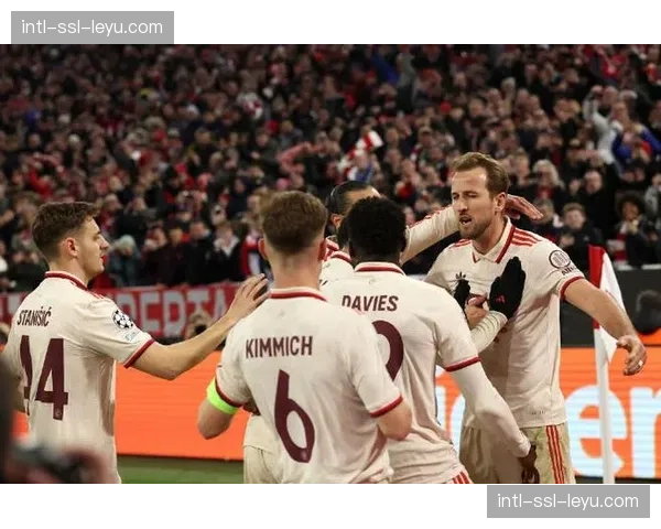 传闻:英超球队有意拜仁后卫,球员经纪人已抵达慕尼黑 传闻:英超球队有意拜仁后卫,球员经纪人已抵达慕尼黑